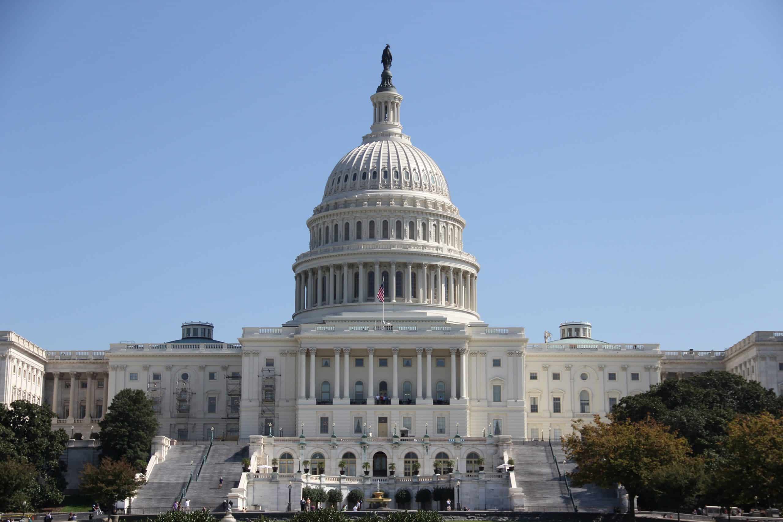 Outdoor view of US Capitol Building